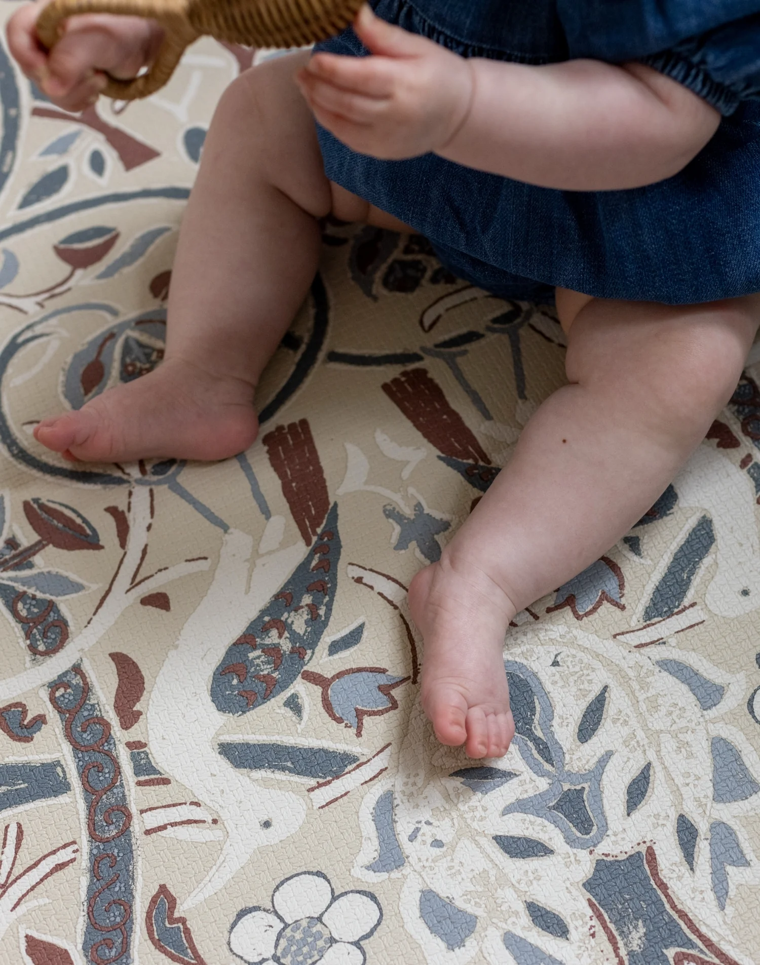 Morris & Co. The Bullerswood Stone Woad Play Mat - Image 7