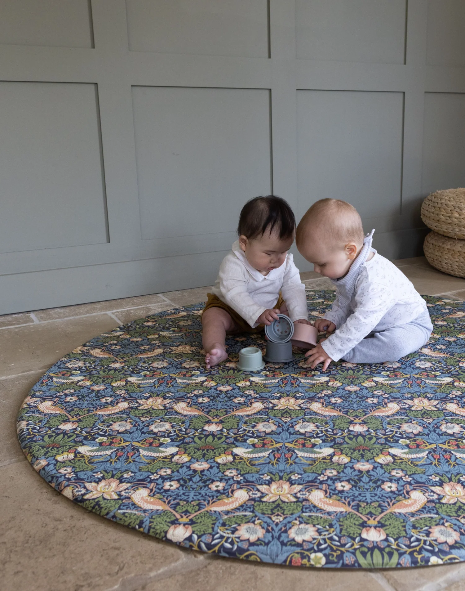 Morris & Co. The Strawberry Thief Play Mat - Image 5