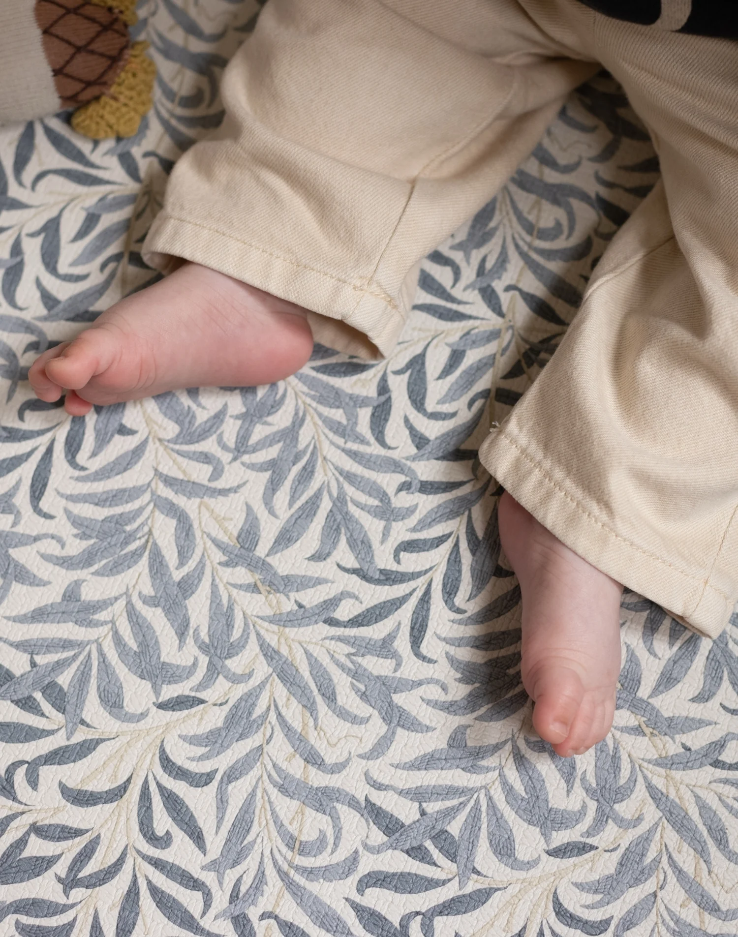 Morris & Co. The Willow Boughs Woad Play Mat - Image 8