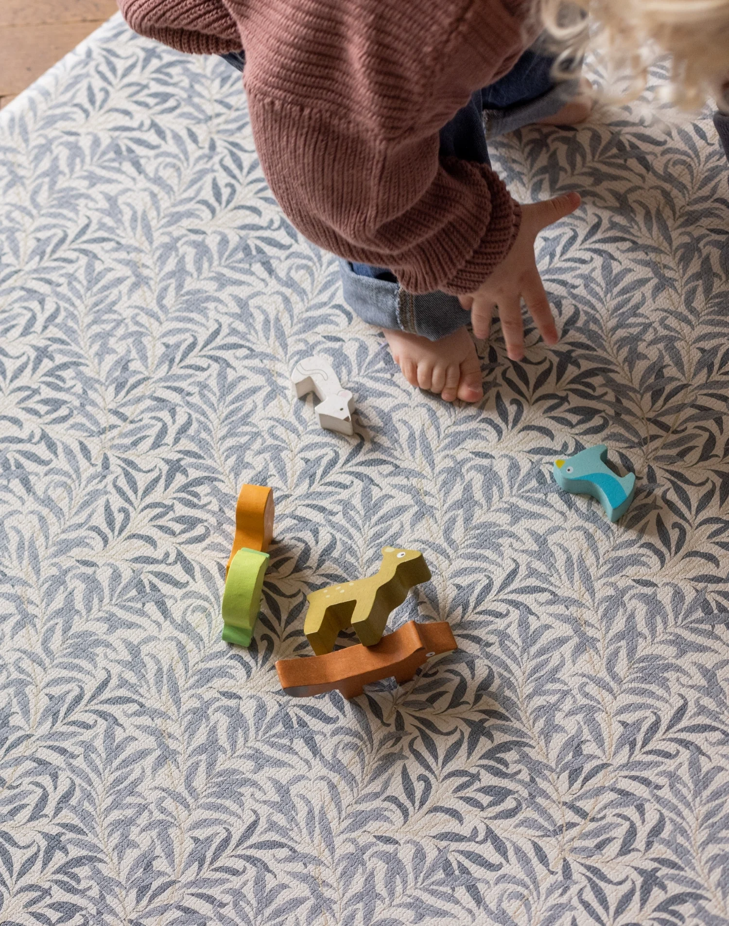 Morris & Co. The Willow Boughs Woad Play Mat - Image 9